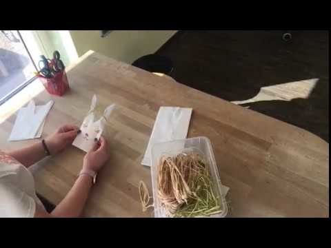 Osterhasen aus Butterbrotpapier