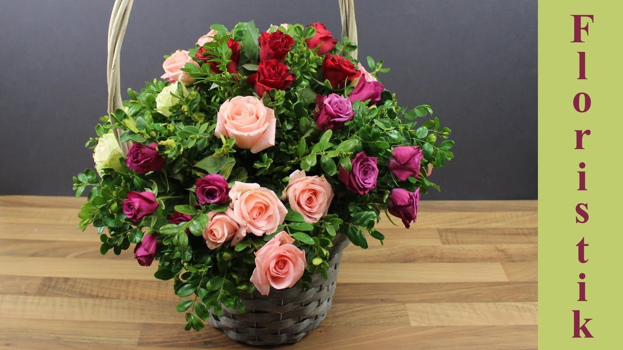 Floristik Anleitung ❁ preiswerte schöne große Blumendekoration im Korb mit Rosen zum Selbermachen