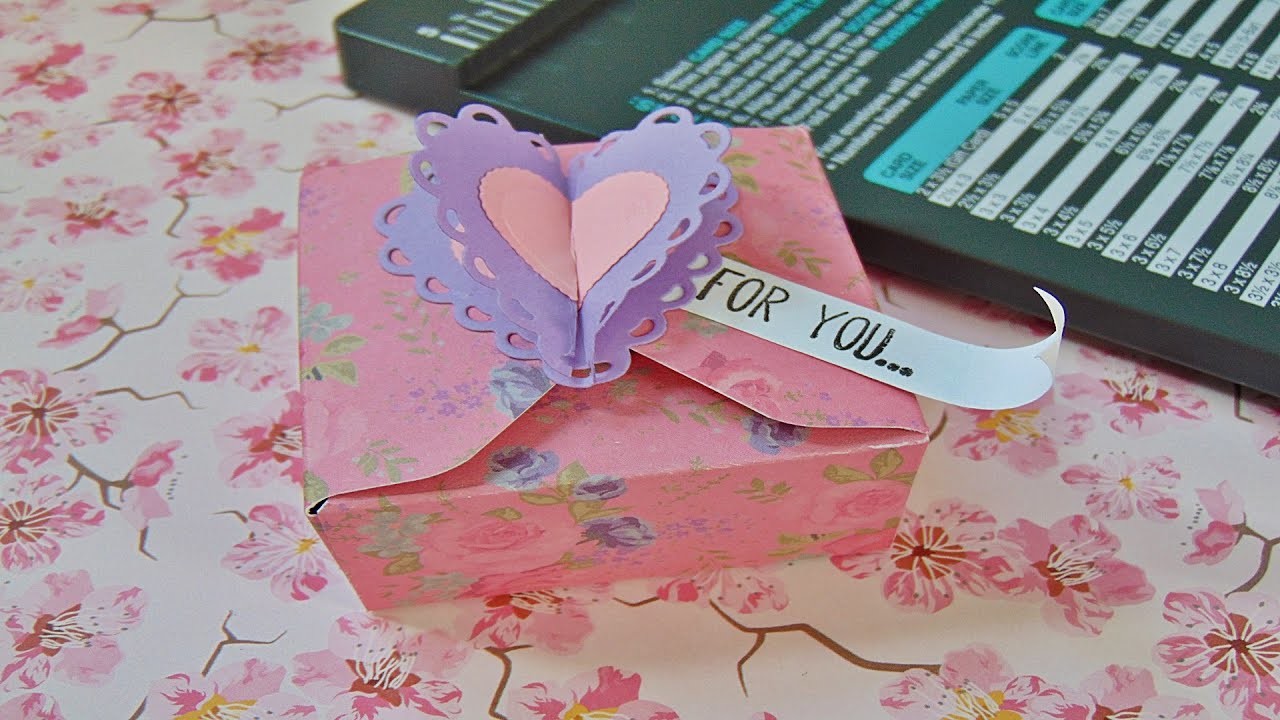 Basteln: Schachtel mit dem Envelope Punch Board basteln. Muttertag Geschenk basteln