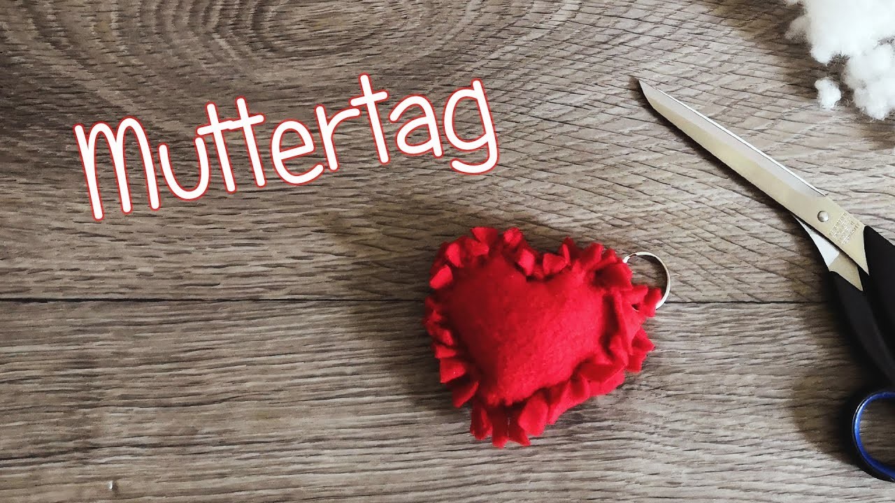 Herz als Schlüsselanhänger - Bastelidee zum Muttertag für Kinder. DIY for Kids for Mothers Day