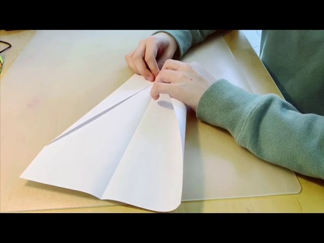 1. Einfacher Papierflieger zum Nachbasteln oder Bauen. Bauanleitung #Deutsch