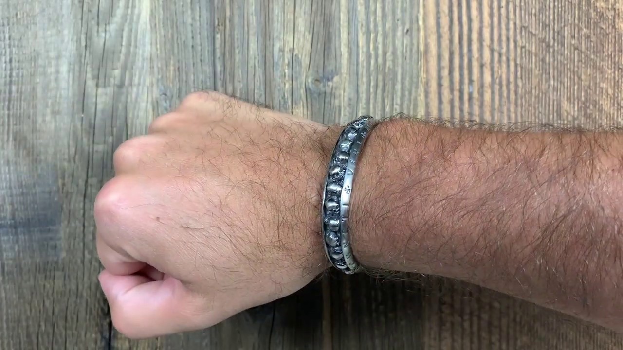 REBELIGION "Gladiator" Männer Schmuck Armreif mit Totenköpfen aus 925 Silber