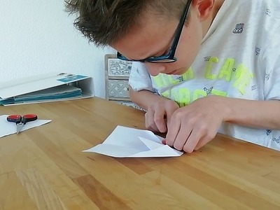 Weltrekord Papierflieger bauen