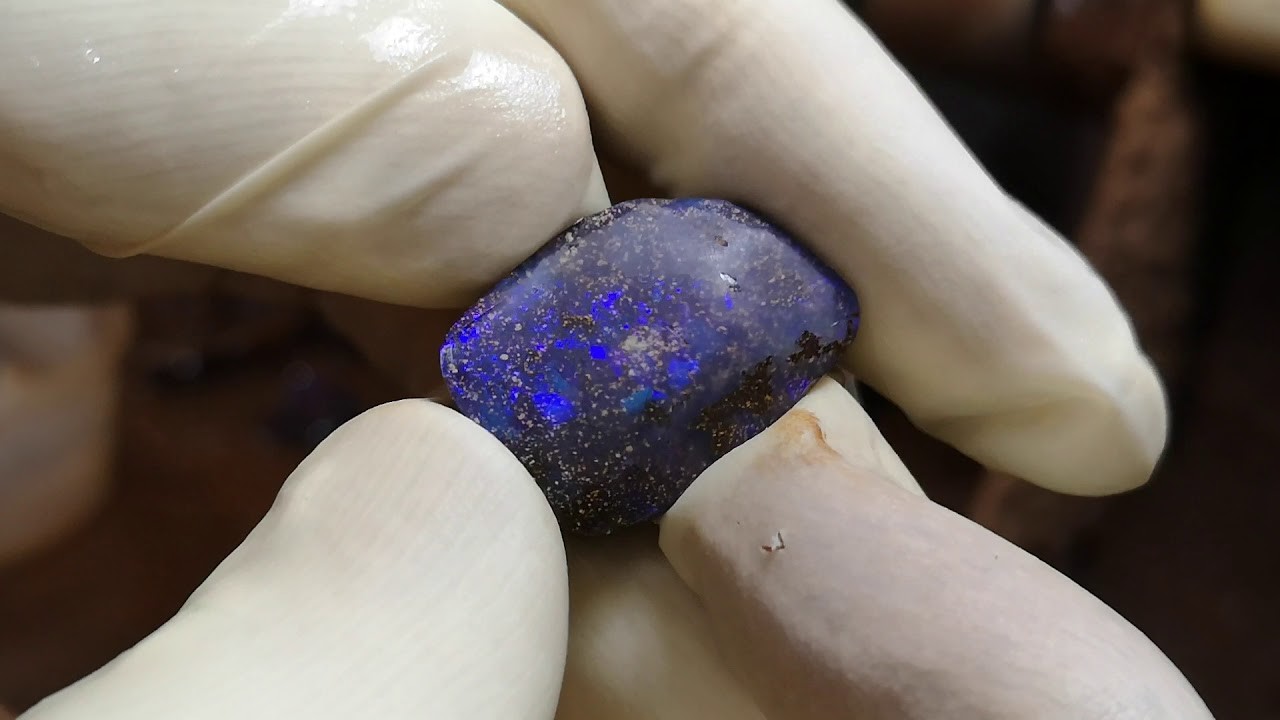 Boulder-Opal schleifen