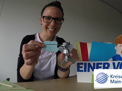 EINER VON HIER! KREATIV. Schlüsselanhänger aus Schrauben