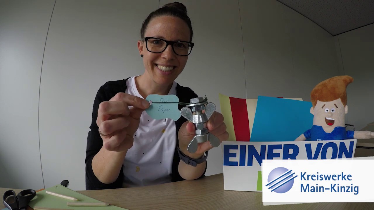 EINER VON HIER! KREATIV. Schlüsselanhänger aus Schrauben