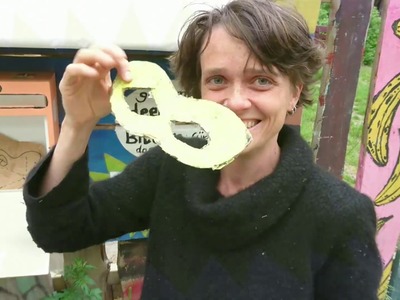 GRÜNE PARADE TV #2 - Luise bastelt Papierflieger