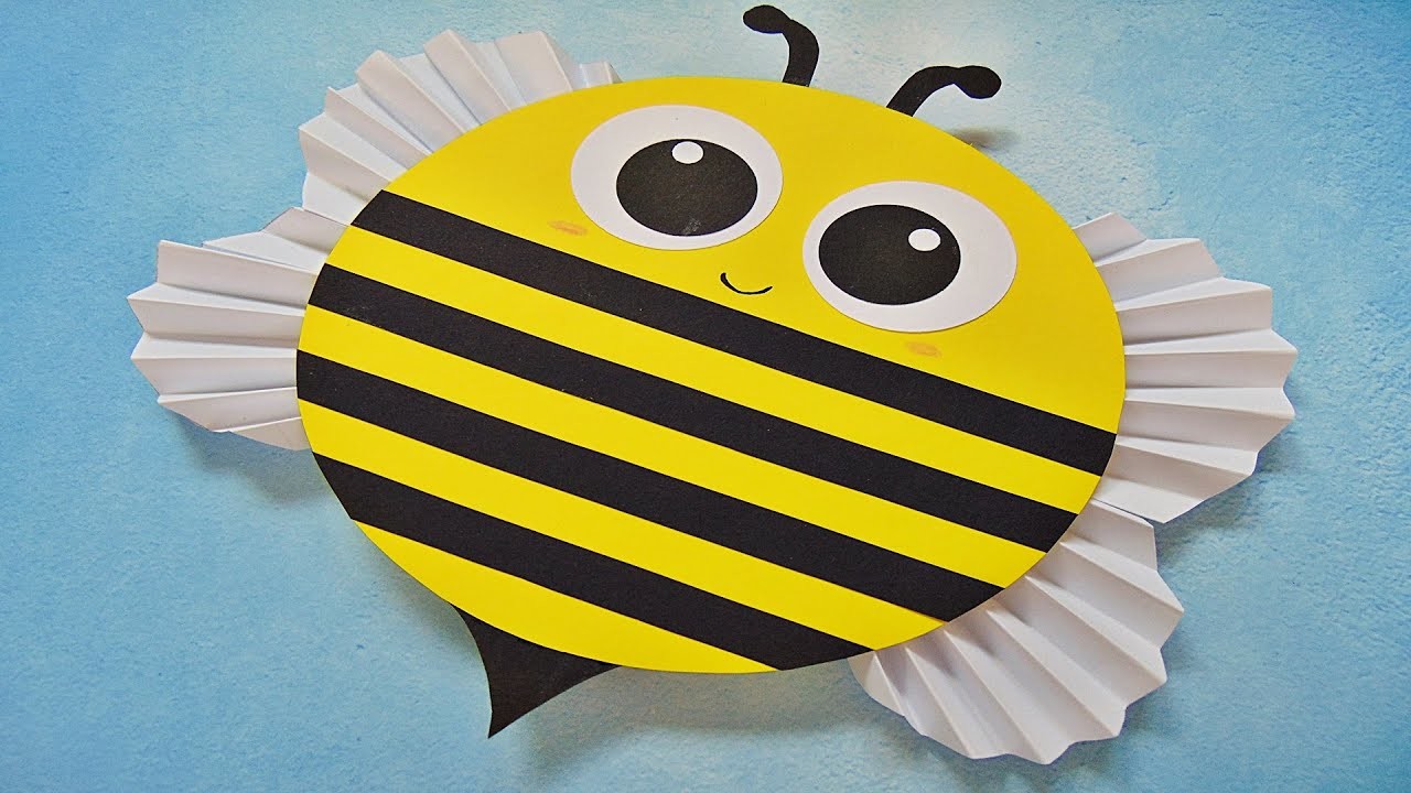 Basteln: Biene aus Papier basteln. Fensterbild selber machen