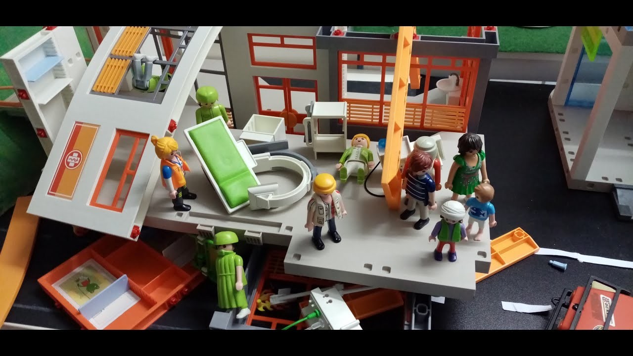 Playmobil Familie Schlau.Ein explosives wiedersehen.explosion im Krankenhaus