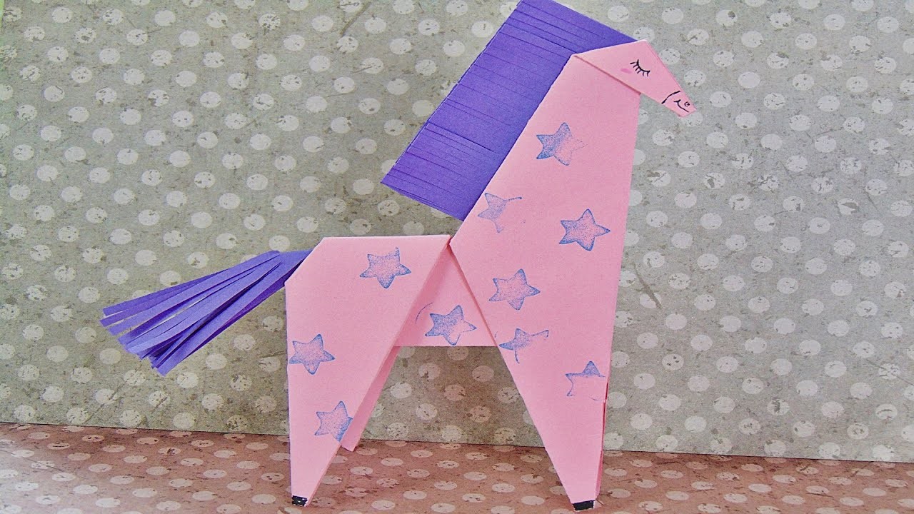 Basteln: Origami Pferd. Basteln mit Papier