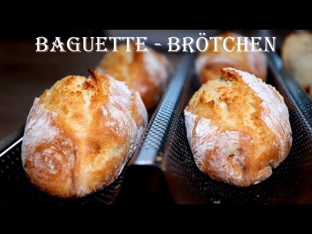 Schnelle Baguette-Brötchen. Wenig Arbeit, viel Geschmack. Brötchen selber backen. Mini-Baguettes