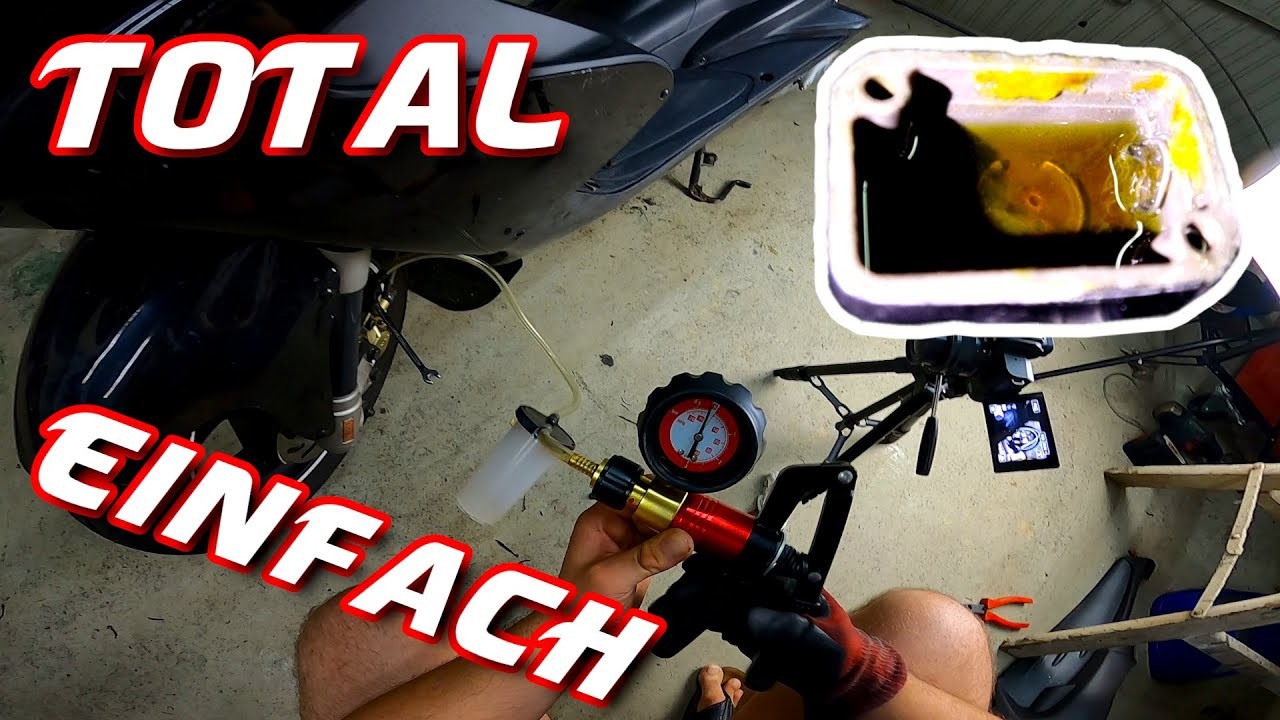 Bremsflüssigkeit wechseln beim Roller, Unterdruckpumpe TUTORIAL
