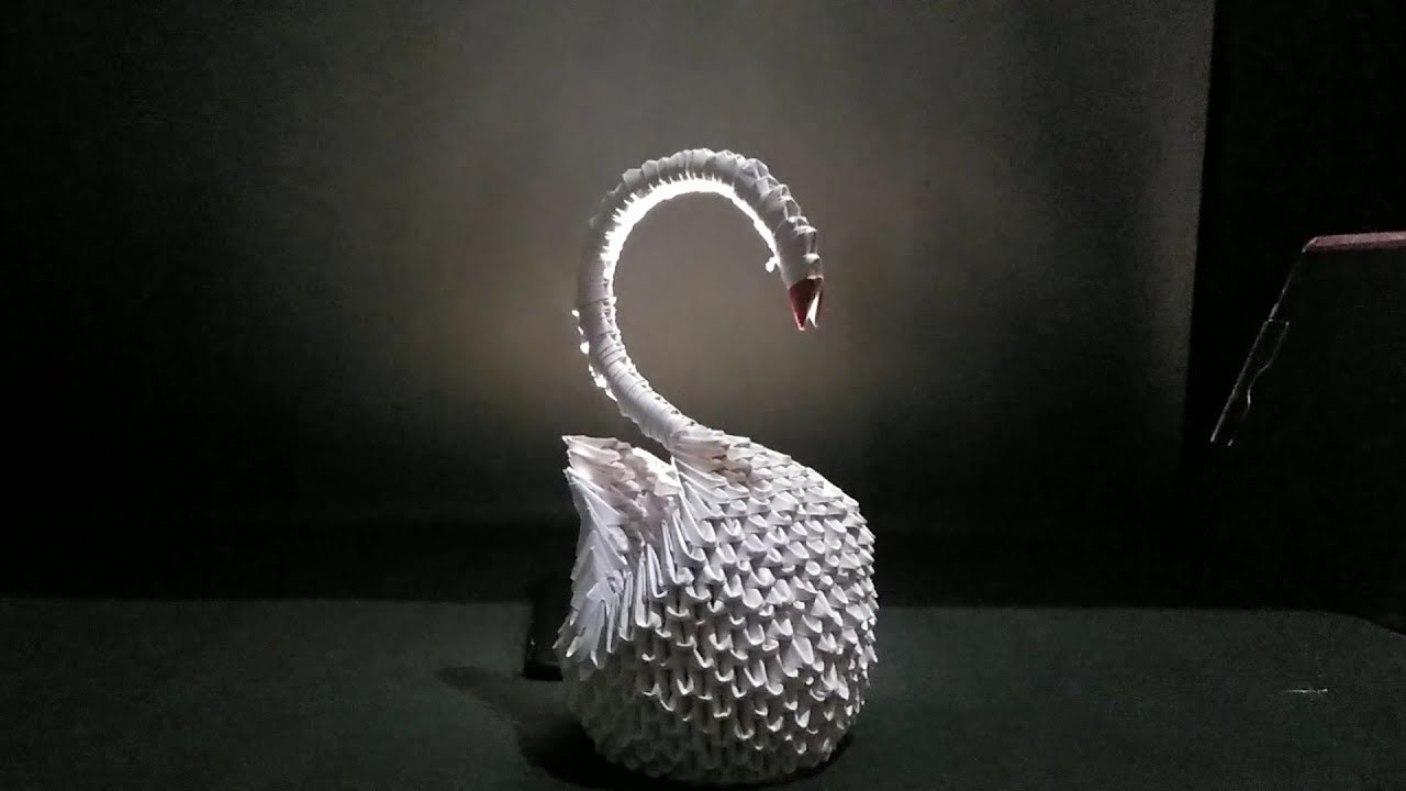 3D origami Swan