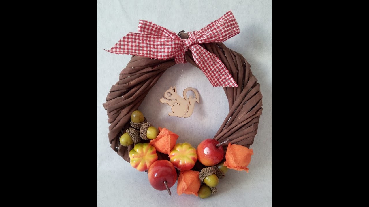 DIY - Tutorial Herbstkranz aus Zeitungspapierröllchen und Deko von Action