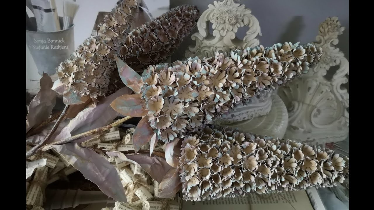 Upcycling Idee Papierblumen aus Packpapier DIY