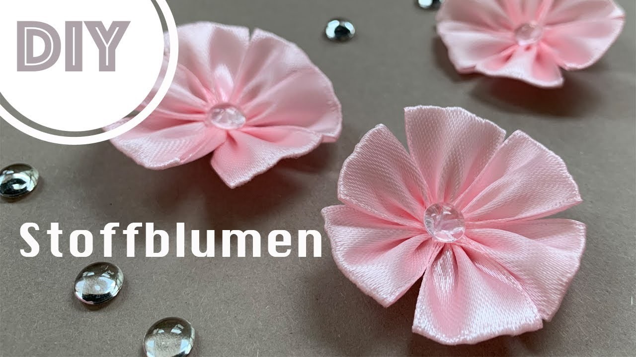 DIY Tutorial Hübsche Stoffblumen aus Satinband selber machen. Fabric Flower Ribbon