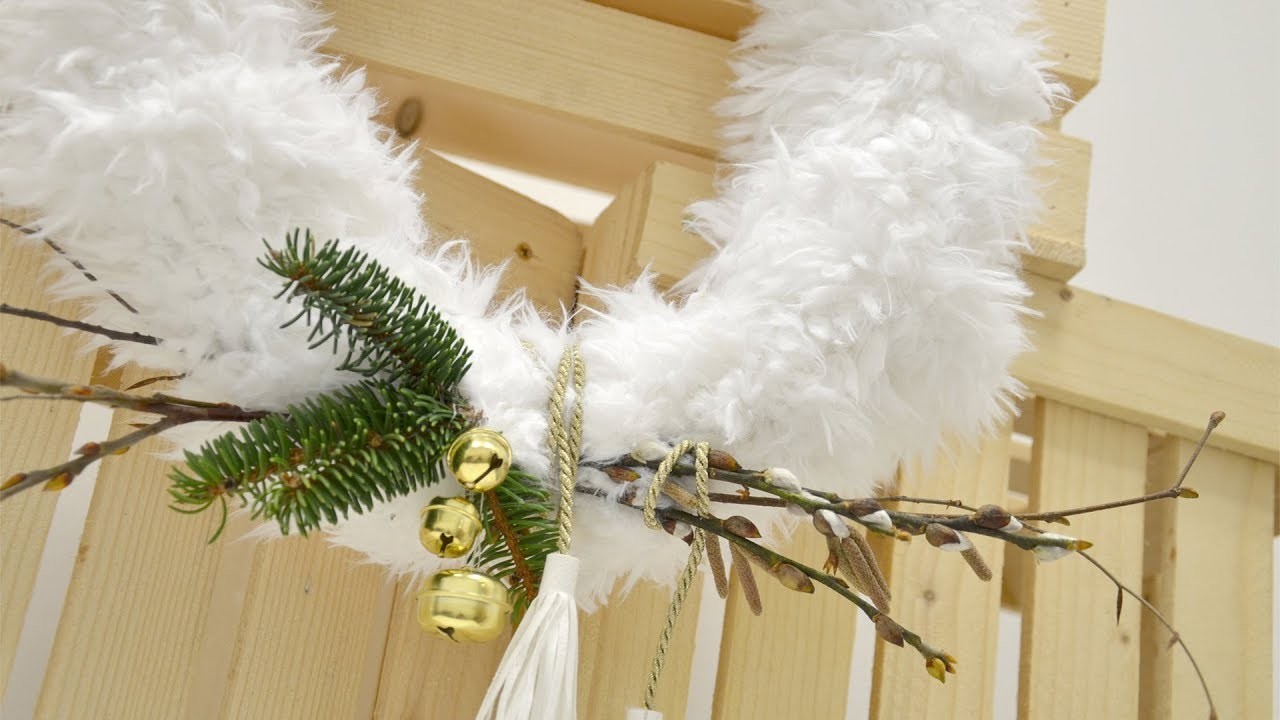 DIY: Kunstpelz Weihnachtskranz