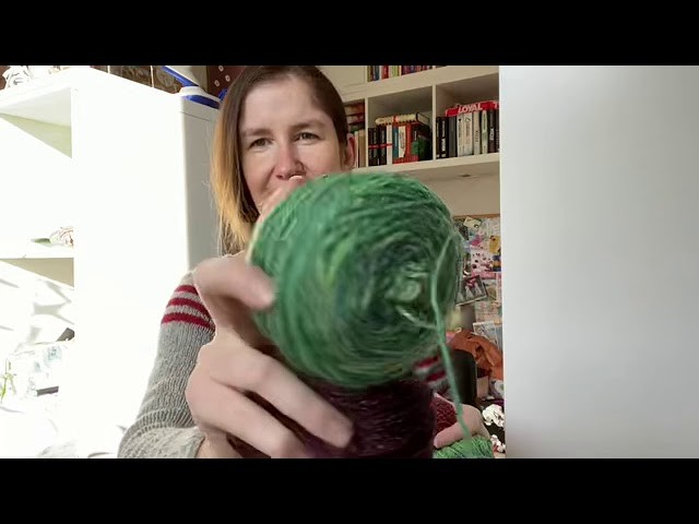 #15 NinesWollkistePodcast viel auf den Nadeln, aber nichts fertig, dafür Neues angeschlagen