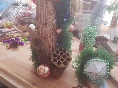 Hier zeige ich Euch, wie ich eine Willkommenssäule "Weihnachtszeit" bastel.