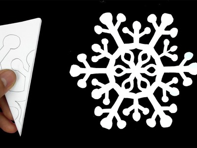Schneeflocken basteln #1 - Weihnachtsdeko selber machen - Basteln Winter - Basteln mit Papier