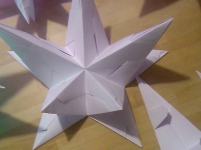 Bascetta Plus - Sterne kreativ – 13. von 17:  längere Spitzen aus DIN A4, Überblick – Origami leicht
