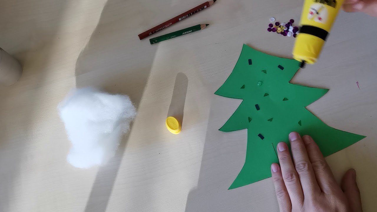 Weihnachtsbaum basteln - 23.11.2020