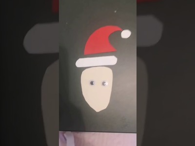 Weihnachtsmann basteln mit Kleinkind Bastelidee aus Müll