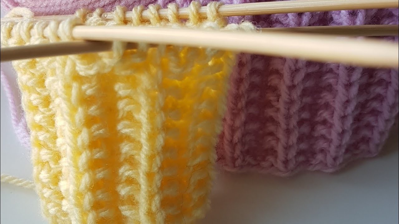 Bündchenmuster in Runden