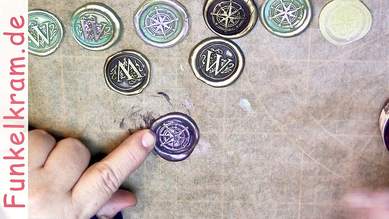 JunkJournal Hack Siegel mit Heißklebepistole