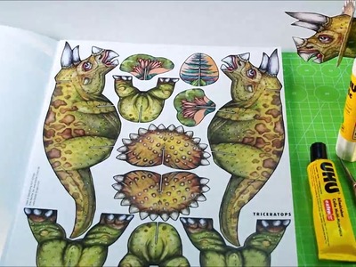Dinosaurier basteln mit Kindern ab 5+ aus Papier zum Spielen, Bastelbogen fördert die Feinmotorik