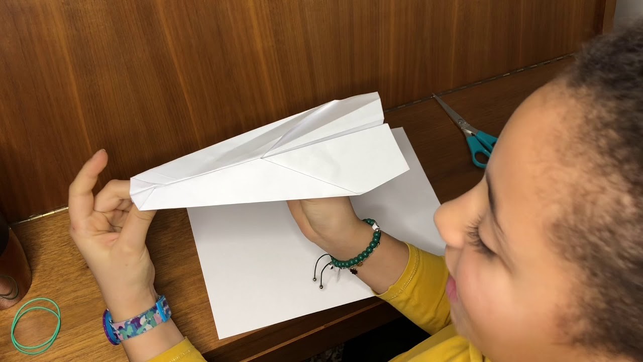 Papierflieger einfach selber falten