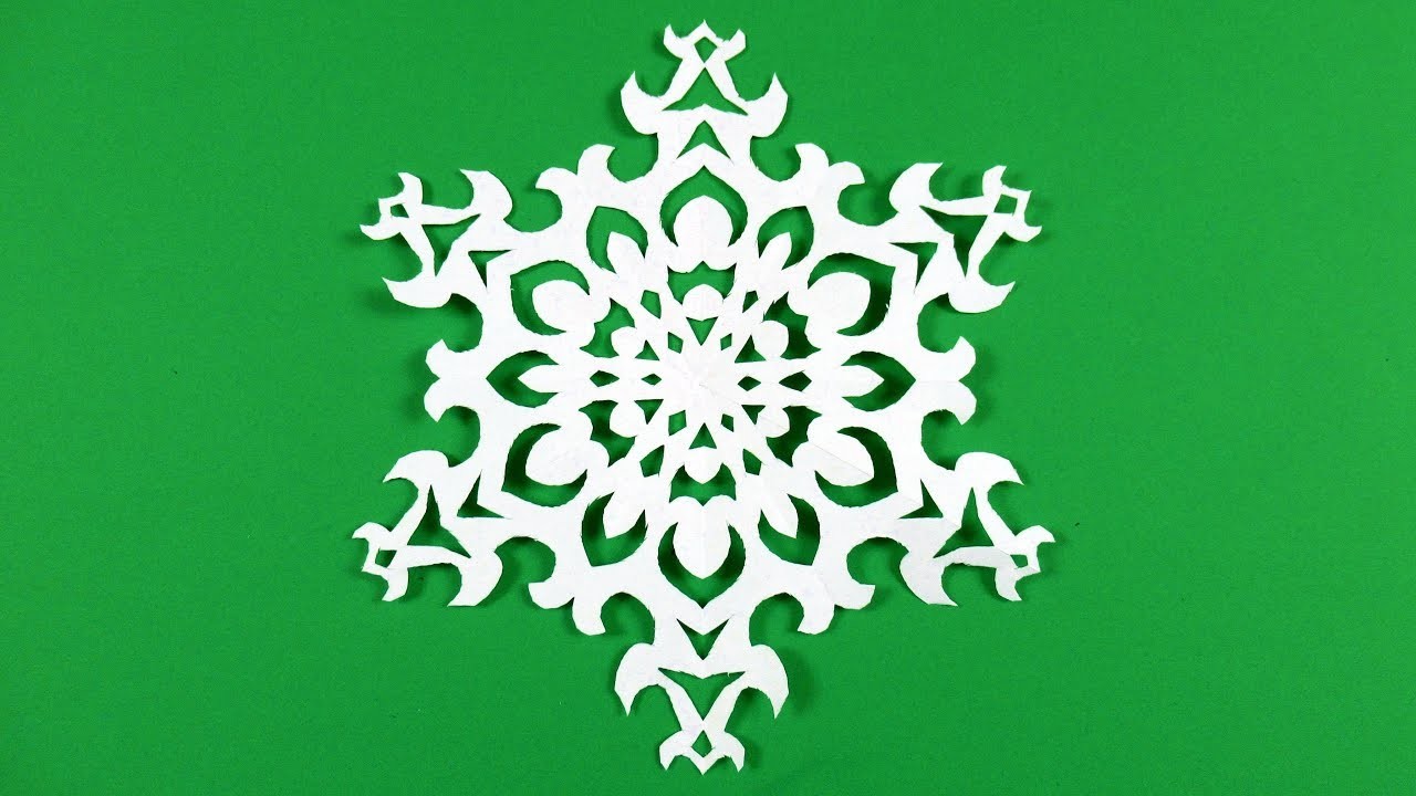 Schneeflocken basteln mit Papier fur Weihnachten? DIY Sterne Bastelideen - Deko Weihnachtsbasteln