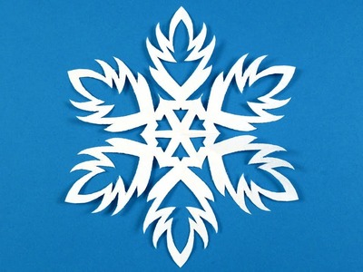 Schneeflocken basteln mit Papier fur Weihnachten? DIY Sterne Bastelideen - Deko Weihnachtsbasteln