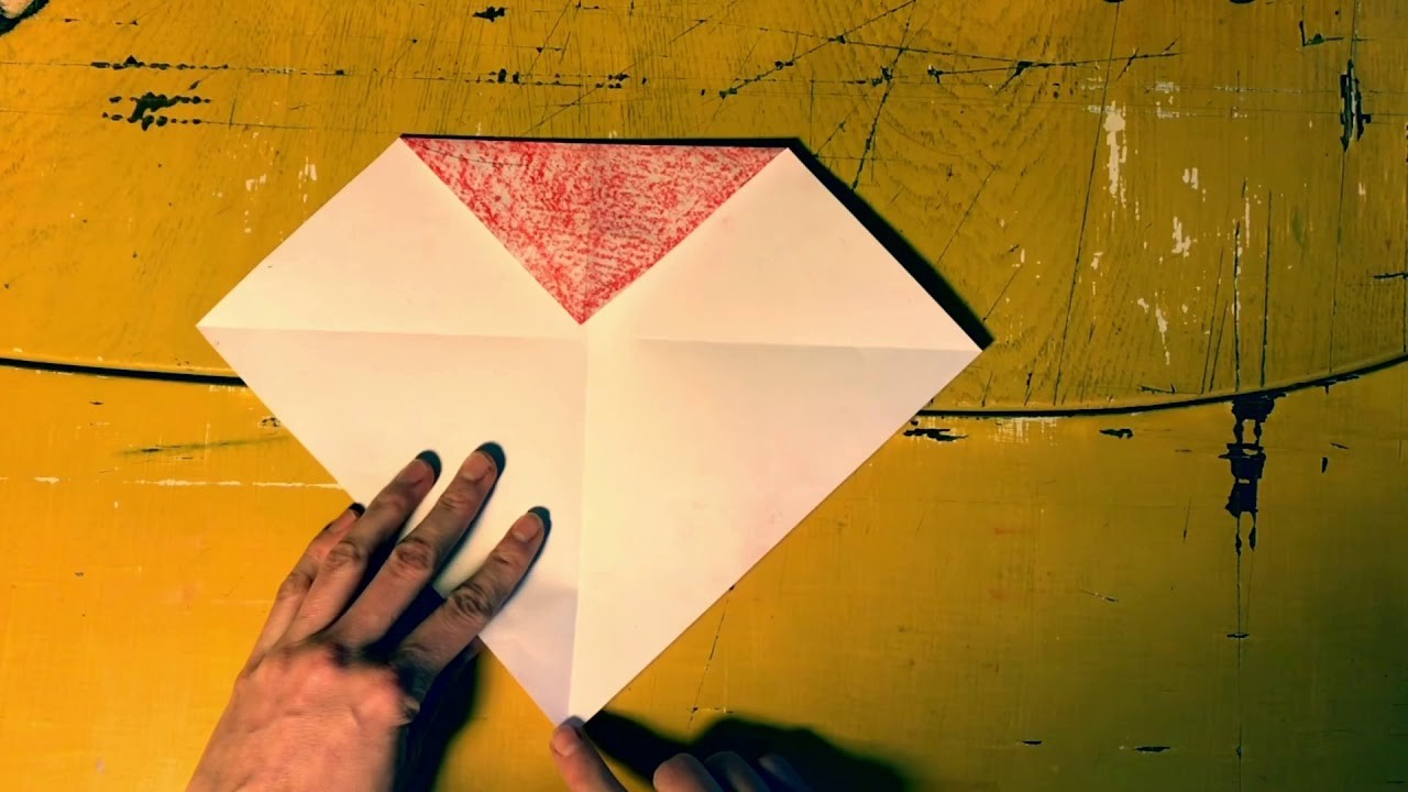 Check In-Valentinstag-Special: Herzen basteln mit Maria