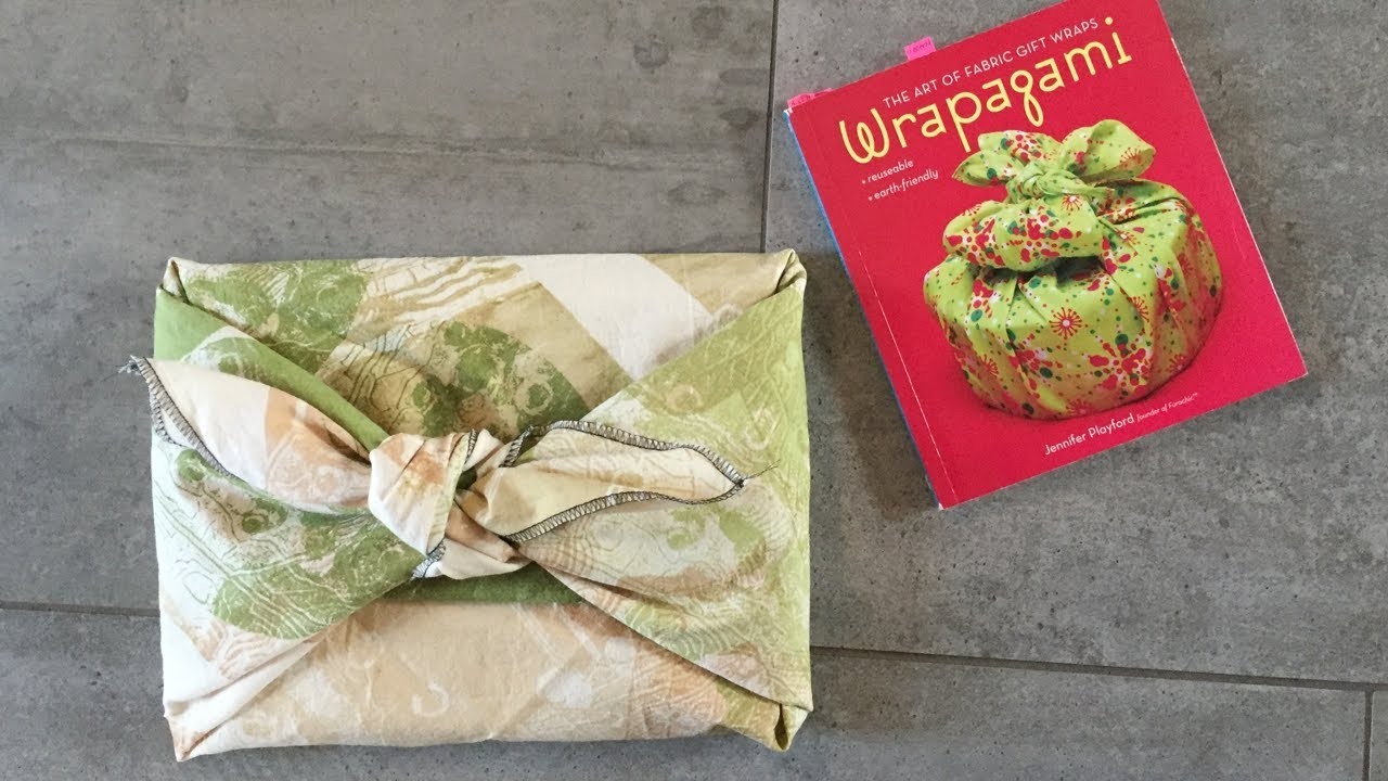 Furoshiki - Kissenhülle knoten und Geschenk einpacken