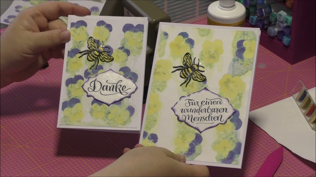 Kartenhintergründe mit echten Blüten gestalten - Kartenaufleger mit Blüten gemacht