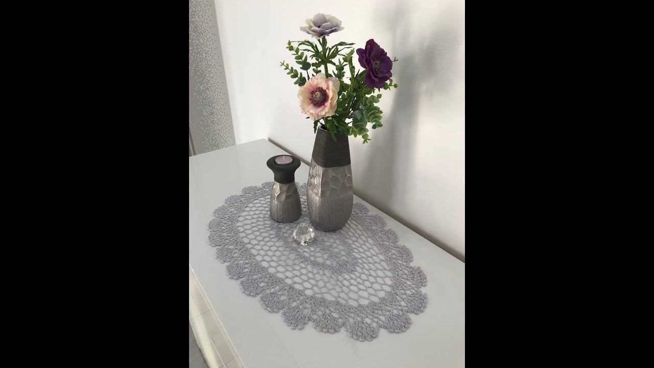 Tischdeckchen "Viola" oval gehäkelt