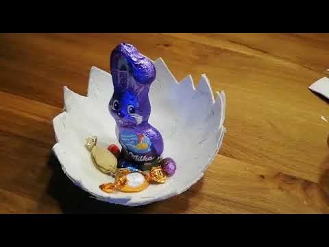 Osternest aus Toilettenpapier basteln