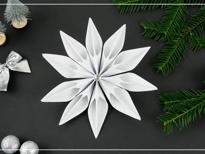 3D Schneeflocke aus Papier basteln - schöne DIY Deko Idee für Weihnachten & Winter