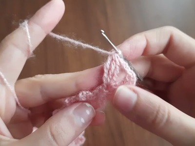 TIĞ İŞİ ÖRDÜKÇE ÖRESİM GELDİ YELEK-ŞAL-BATTANİYE MODELİ[örgü modelleri]easy crochet knitting