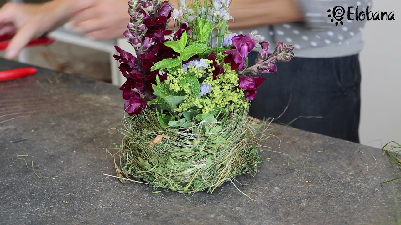 Gestecke und alte Vasen upcyclen