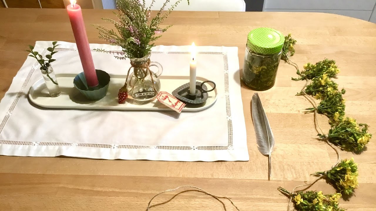 GESCHENKE DES WALDES. JOHANNISKRAUTÖL. TISCHDEKO. JOHANNISKRAUT - TEE