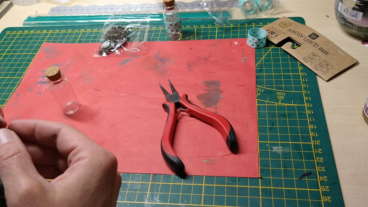 Glasfläschchen verzieren fürs Junk journal