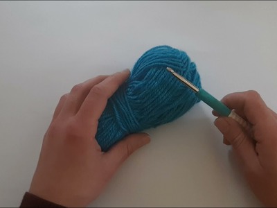 Du möchtest die Grundlagen des Häkeln lernen? Dann bist du bei uns richtig!