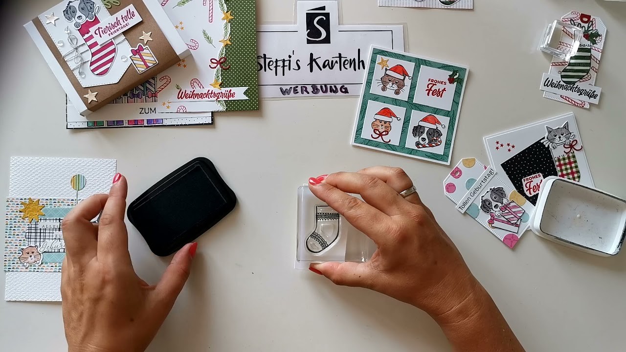 Steffi's Kartenhaus Paperpiecing mit den festlichen Strümpfen und Stanzformen im Strumpf