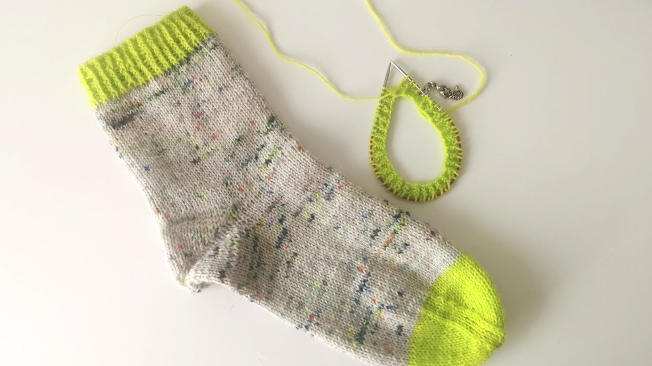 Socken stricken mit MINI Rundstricknadel