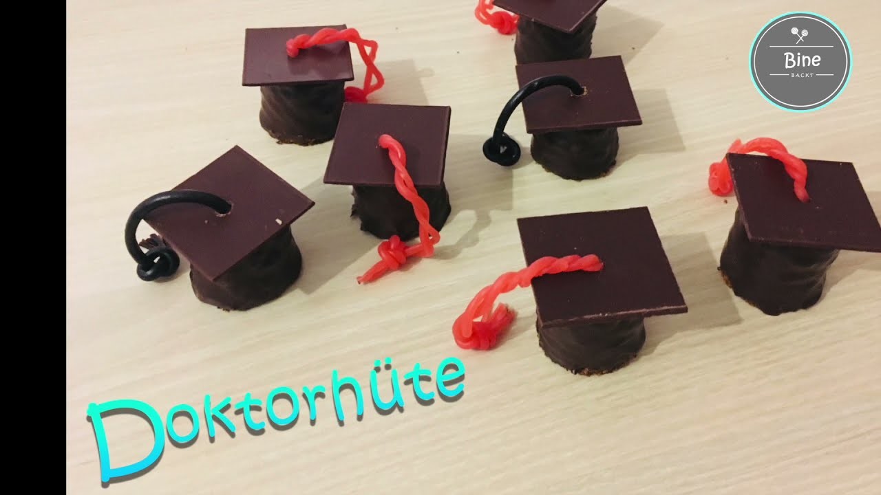 Doktorhut. kleine Doktorhüte aus Marmorkuchen