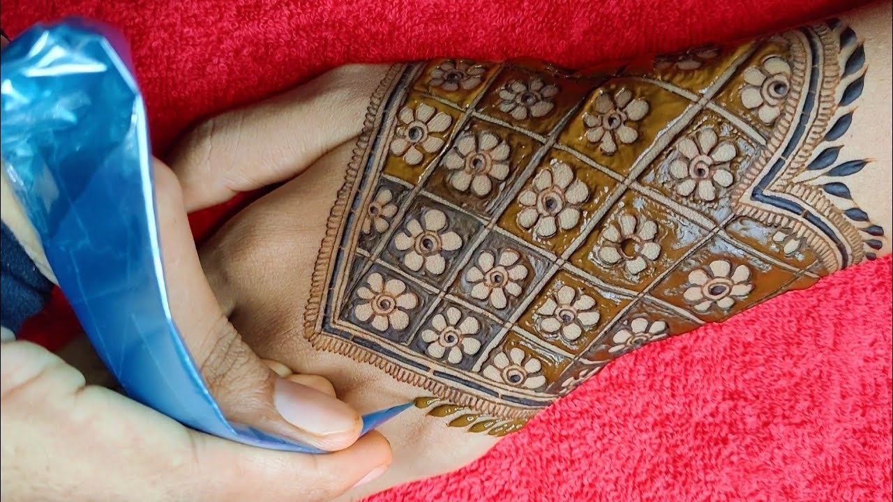 VERY BEAUTIFUL LATEST HENNA DESIGN | Modern style mehndi designs for back hand by Thouseens Henna